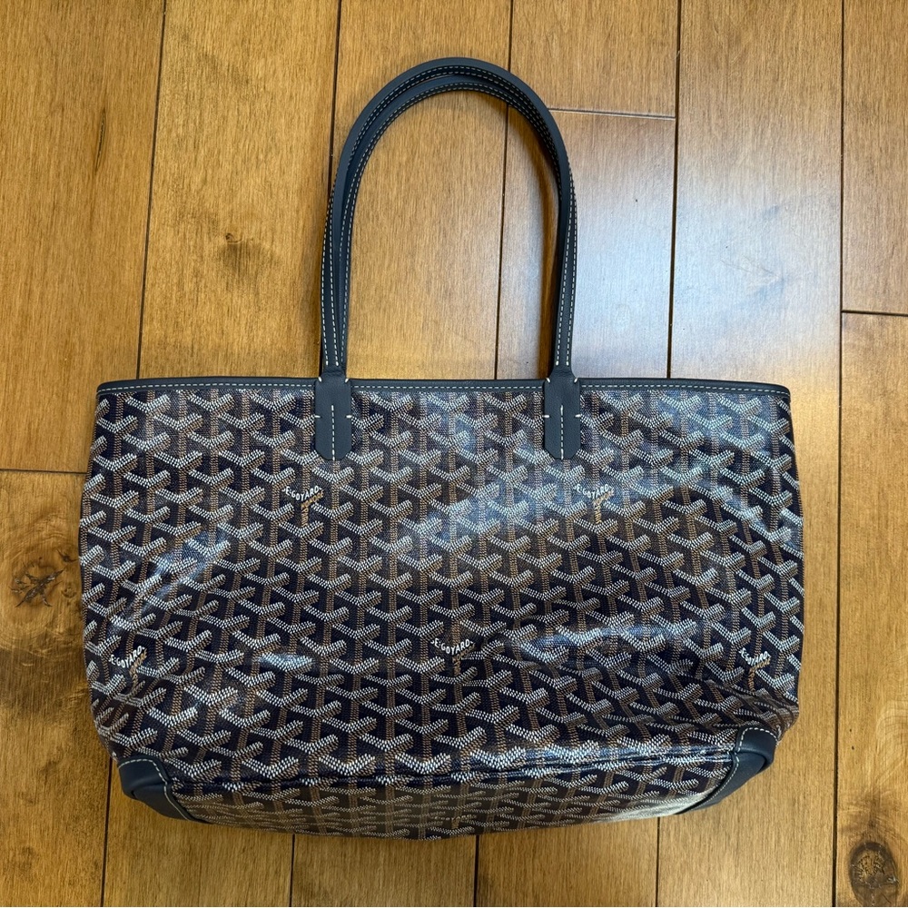 New sturdy stylish patterned tote with zipper
